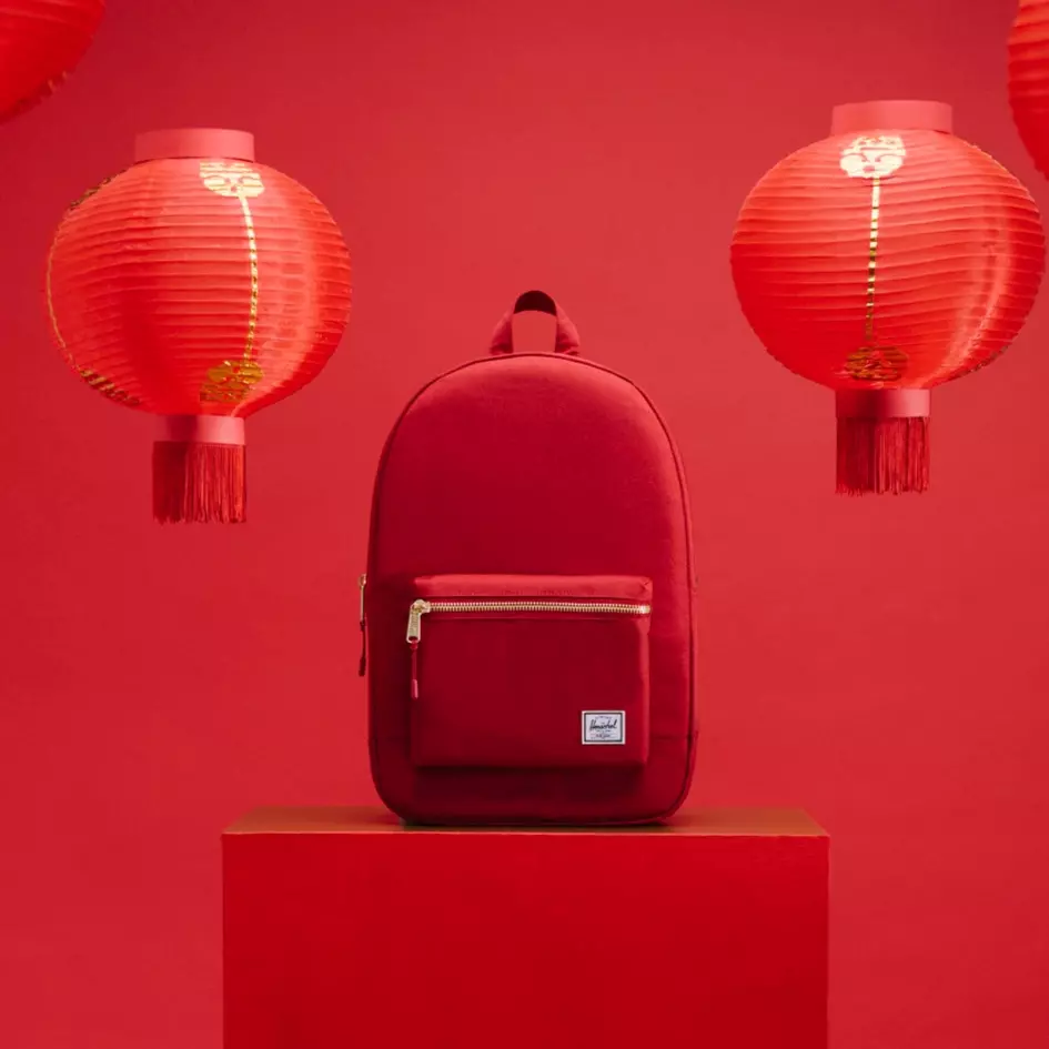 過年就決定背這「喜氣洋洋」包！Herschel 亞洲春節限定包款 