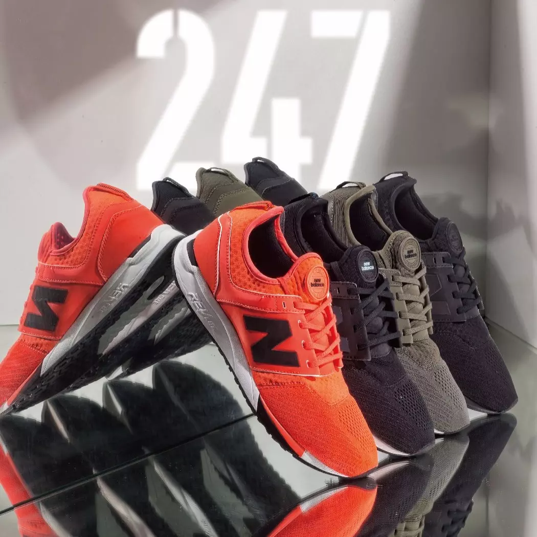 24 小時 7 天的 OOTD 都幫你想好了！就靠腳上的 New Balance 247 Sport 