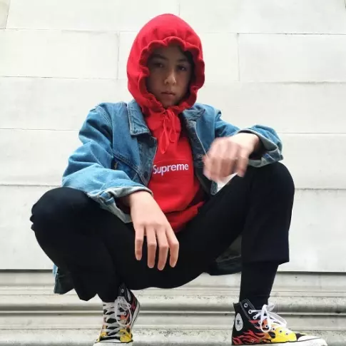  14 歲潮流小霸主不只一個！最新崛起的小潮弟直接坦言，狂曬 Supreme 高檔單品只是為了...