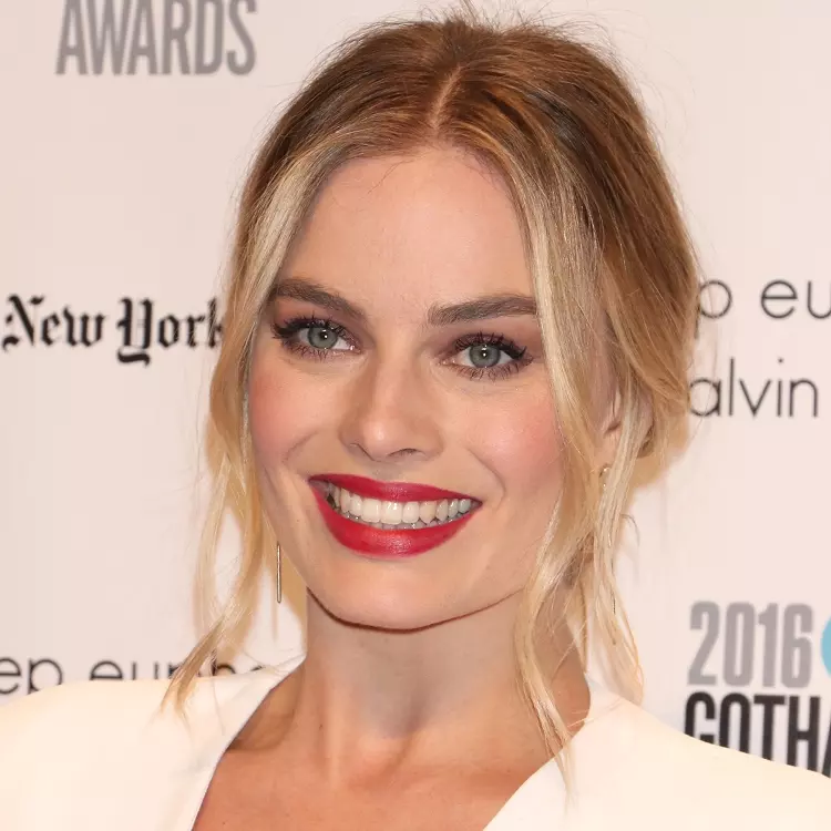 Margot Robbie 飾演傳奇溜冰選手影片曝光！女神增肥了還是那麼美是要逼死誰！