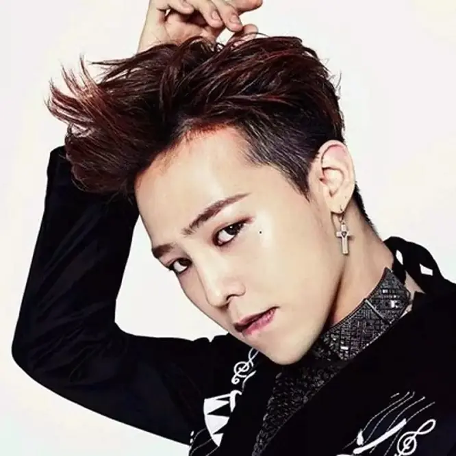 原來具荷拉只是煙霧彈？GD、雪莉相約出遊　戀情遭網友神眼曝光