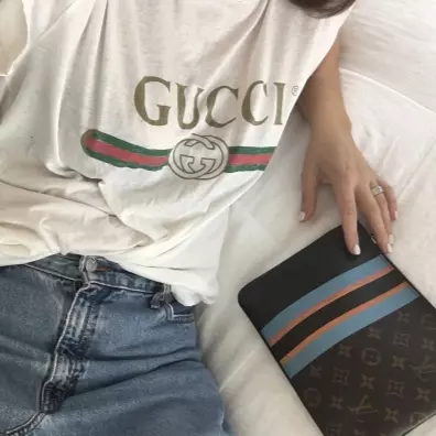 你一定看過「它」！從去年夯到現在的「Gucci Tee」名人潮人都搶著要！
