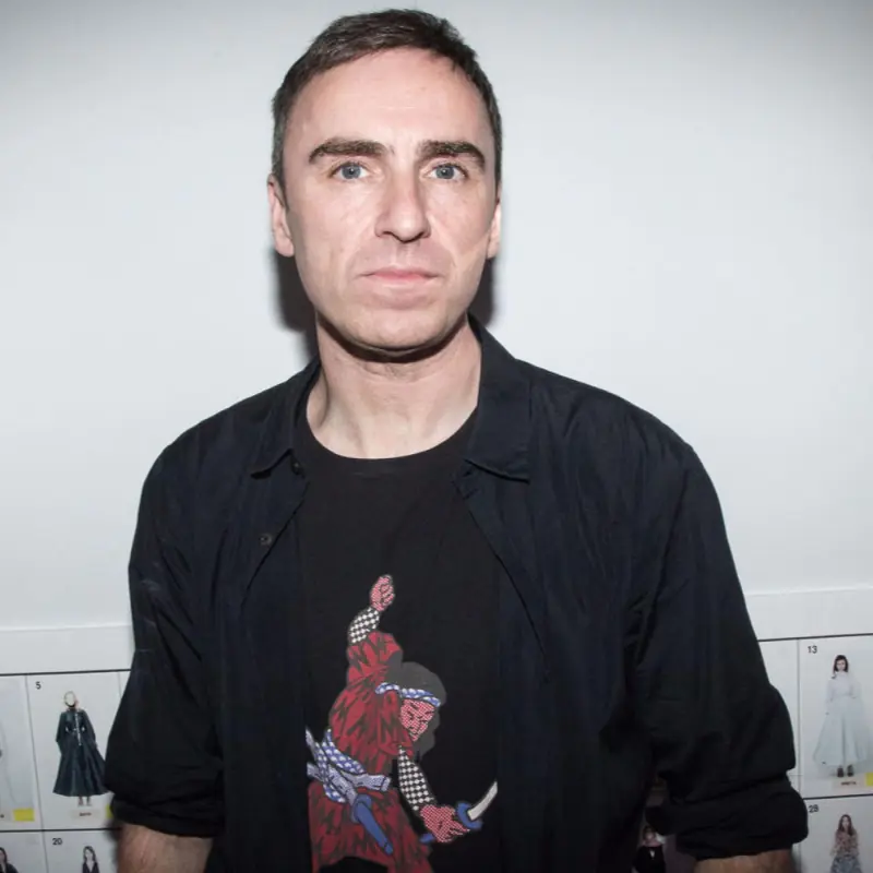 終於來了！ Raf Simons 的 Calvin Klein 首秀到底有沒有丟下極簡主義？