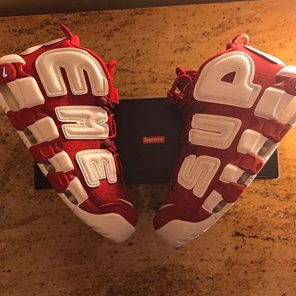 保安 怎麼又是 Supreme！ Supreme x Nike Air More Uptempo 新配色搶先看