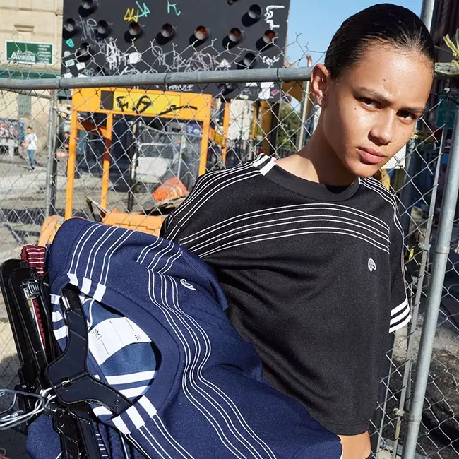 又是突擊發布！adidas originals by Alexander Wang合作系列即將上市