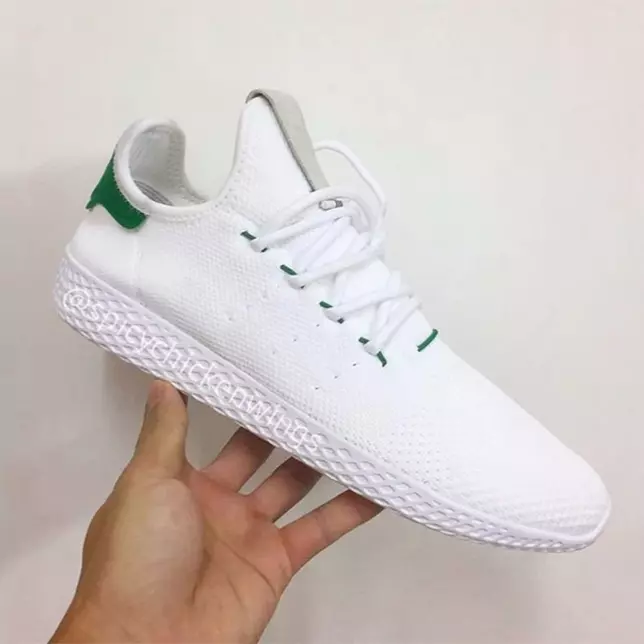 菲董親自上腳 adidas Originals Human Race 最新設計　活脫「改良型 Stan Smith」！