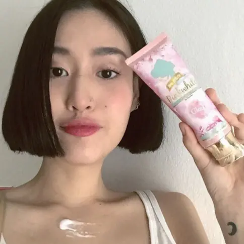 想擁有完美皮膚卻總出現瑕疵？這 7 種不自不覺傷害皮膚的惡習，或許就是你的答案！