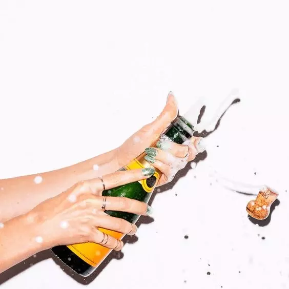 女性們最愛的香檳　適量飲用居然有如此功效 ! 