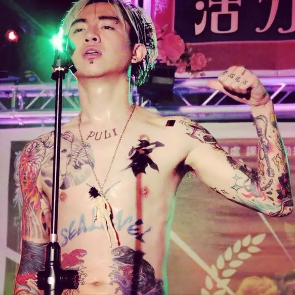 這是饒舌你知道的！這 7 首 RAP 歌曲讓你知道「想媽媽」也是很潮的事