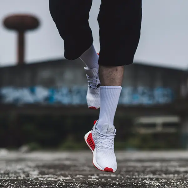 adidas Originals XBYO 擊破潮流框架，引領街頭極致簡約趨勢 BOi ！陳信維 x 王翔永秀出黑白灰經典色的最高層次搭法