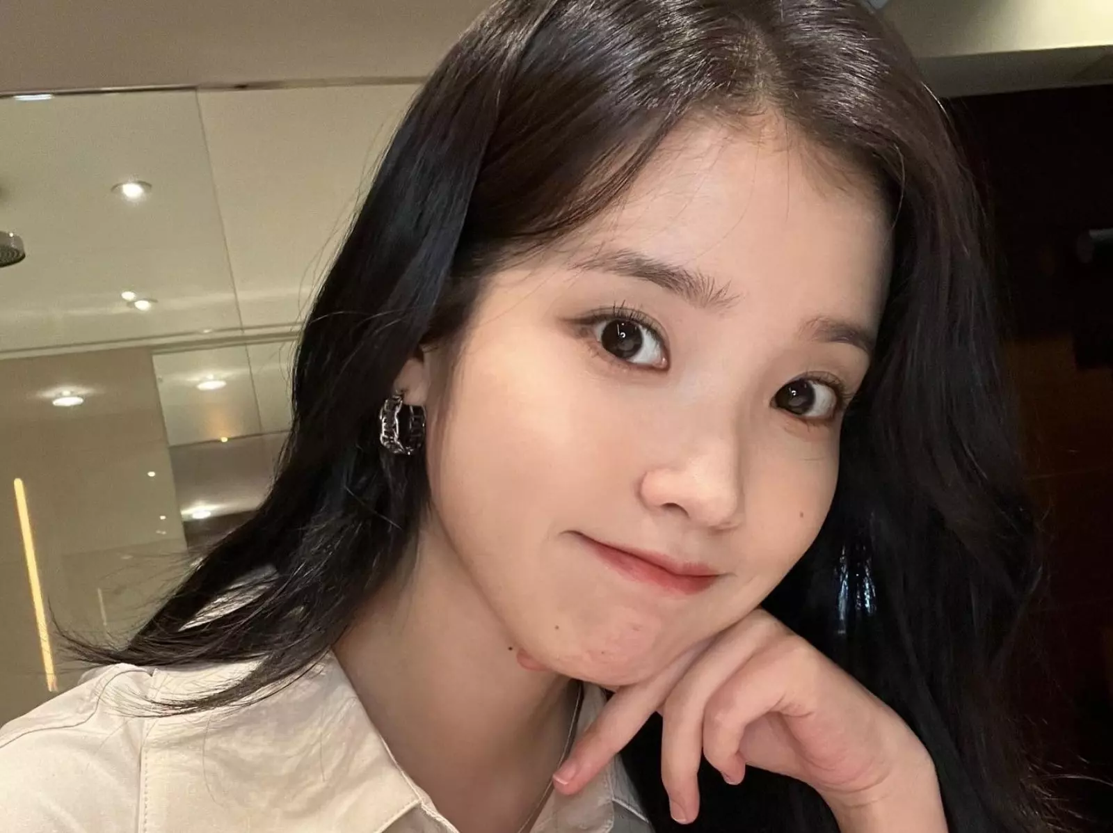 純天然零整形韓星：Jennie、IU 李知恩、金智媛⋯ 各個都是天生麗質！