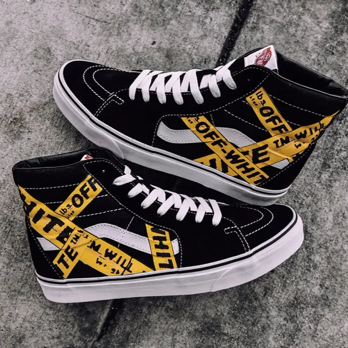 兩大巨頭強勢聯名？Off-White x Vans 懶人鞋價格居然不到 5000 台幣！