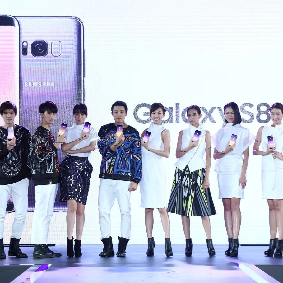 Galaxy S8〡S8+ 打破框限 一手掌握大「視」界 串連Galaxy生態圈 全方位感受進階「星」生活   專屬風格配件耀眼推出
