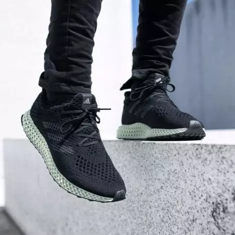 只有 adidas 可以超越 adidas！ Futurecraft4D  讓製鞋技術跨入新紀元
