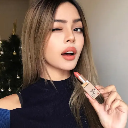 過期不要丟！5個你不知道的 潤唇膏妙用