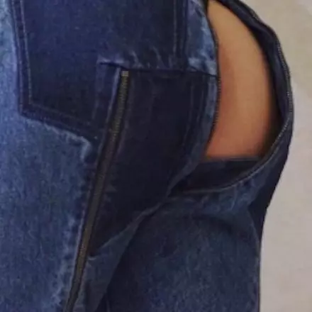 Vetement X Levi's 系列牛仔褲！直接在害羞部位開個洞 