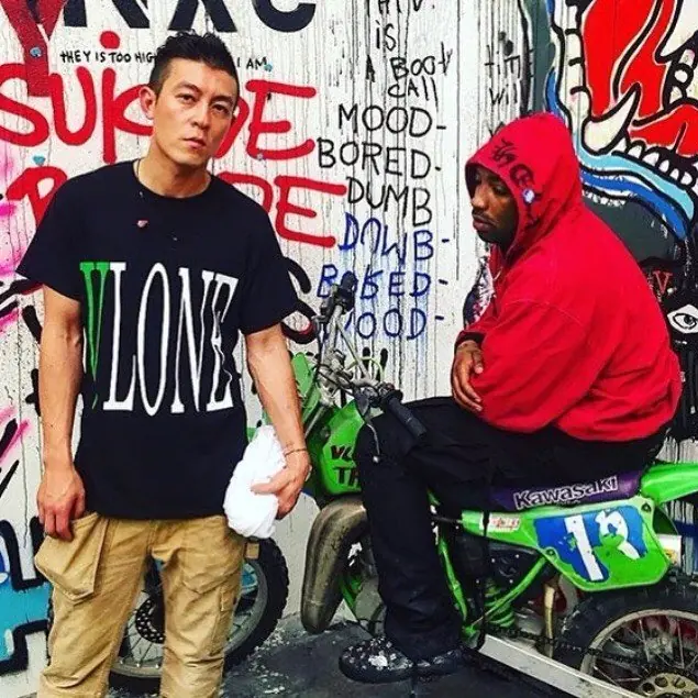 Vlone 爆紅是什麼原因？除了陳冠希加持　背後關鍵人物其實是「他」！