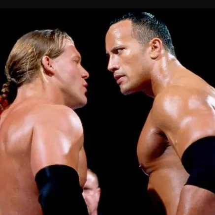 找死！巨石強森 WWE 最精彩摔角畫面 Top 5　大絕招「巨石爆彈」超過癮！