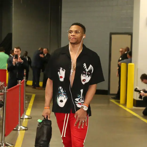我是 NBA 最會穿衣的男人！忍者龜 Russell Westbrook 前衛潮男　連詹皇都備受威脅！