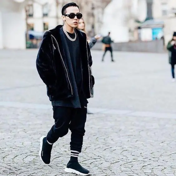 ZARA 推出 GD 腳下這雙「潮鞋激似款」　而且價格只要 1990 元！