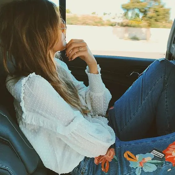 午後街頭下的 90 年代懷舊質感：Topshop 釋出全新春季 Statement Denim 系列型錄