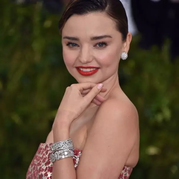 2017 Met Gala 紐約大都會博物館慈善晚宴名人配戴Cartier作品 紅毯光彩奪目