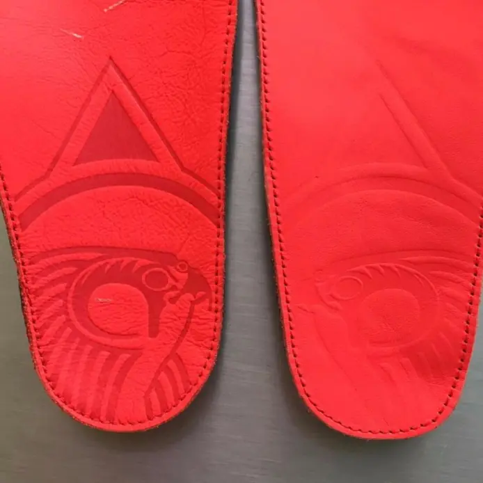 椰子之王無誤，Nike Air Yeezy 2 「紅鷹」真假教學。