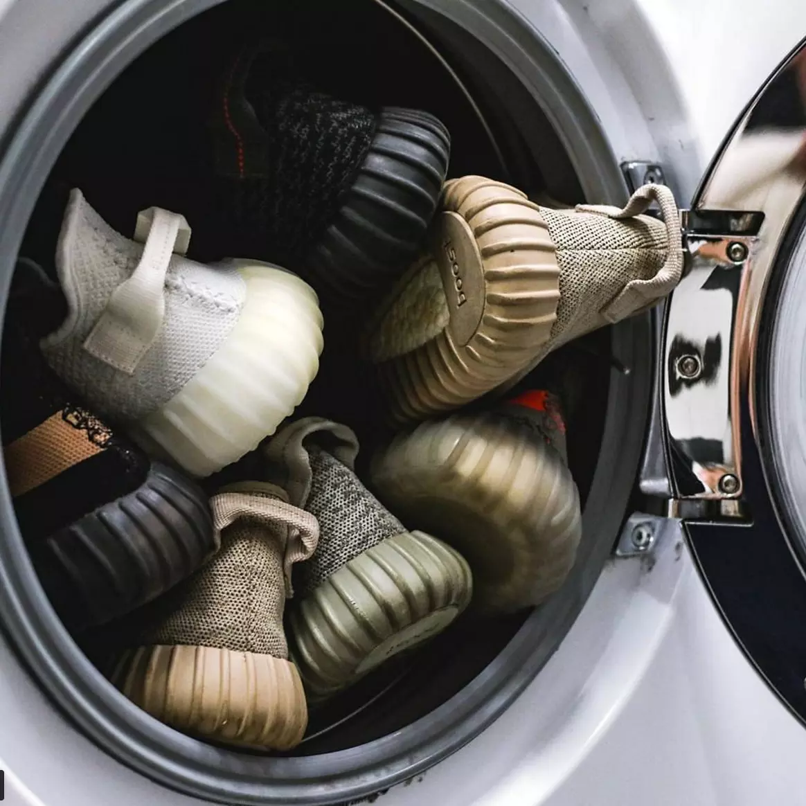 Yeezy Boost 350 v2 未來還有這幾種配色！　你會買哪一雙？