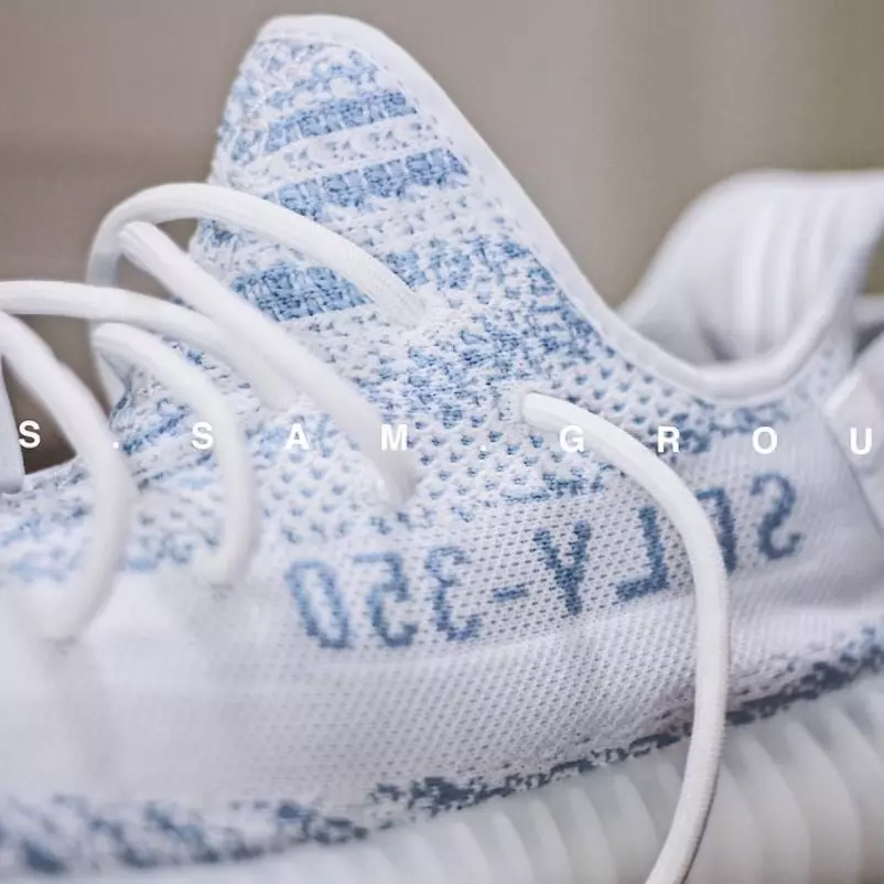 YEEZY BOOST 350 V2 「藍斑馬」初登場　下一雙秒殺候選！