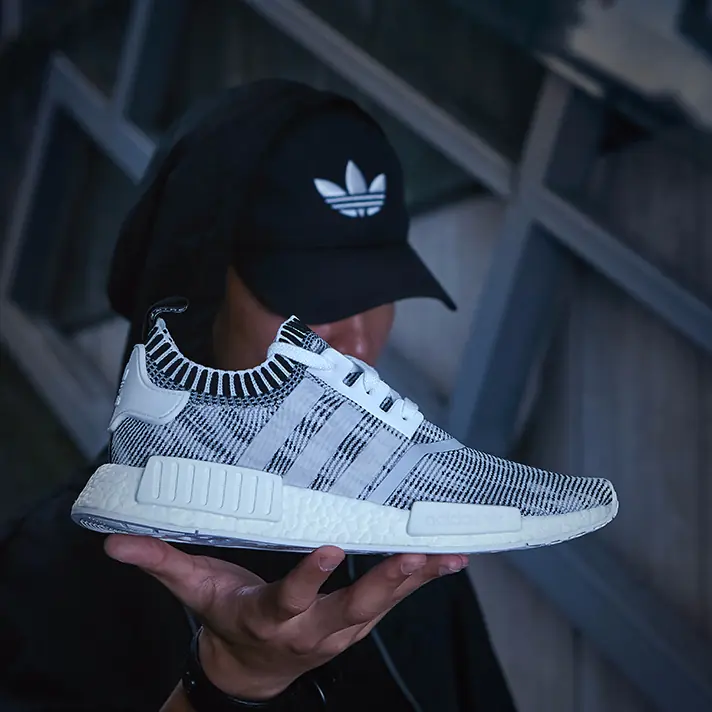 #Oreo #Kanye 色 NMD_R1 PK雪花編織款正式開賣 讓你戒不掉被羨慕的癮！