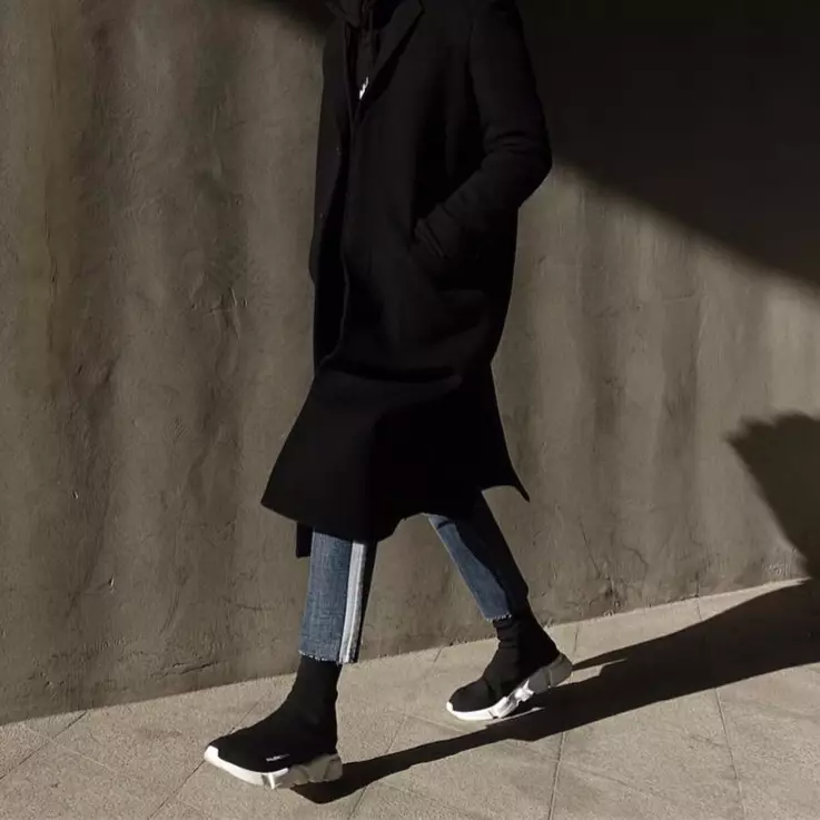 BALENCIAGA 襪套球鞋再進化　這些變革同樣吸引人！