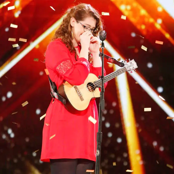 誰說聽障無法享受音樂？美國達人秀 Mandy Harvey 超催淚表演讓你徹底改觀！