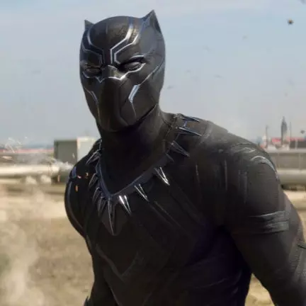 Marvel 全新英雄電影《黑豹》首支預告片，帶你了解這個國王背後的故事！