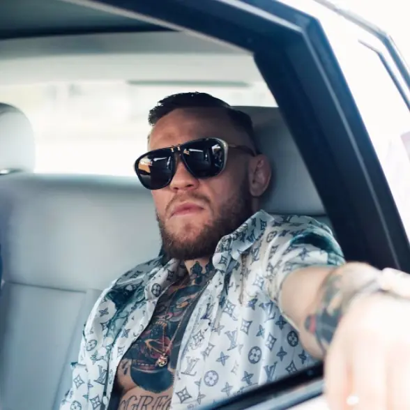 Conor McGregor 與 Floyd Mayweather「世紀約架」門票炒至天價