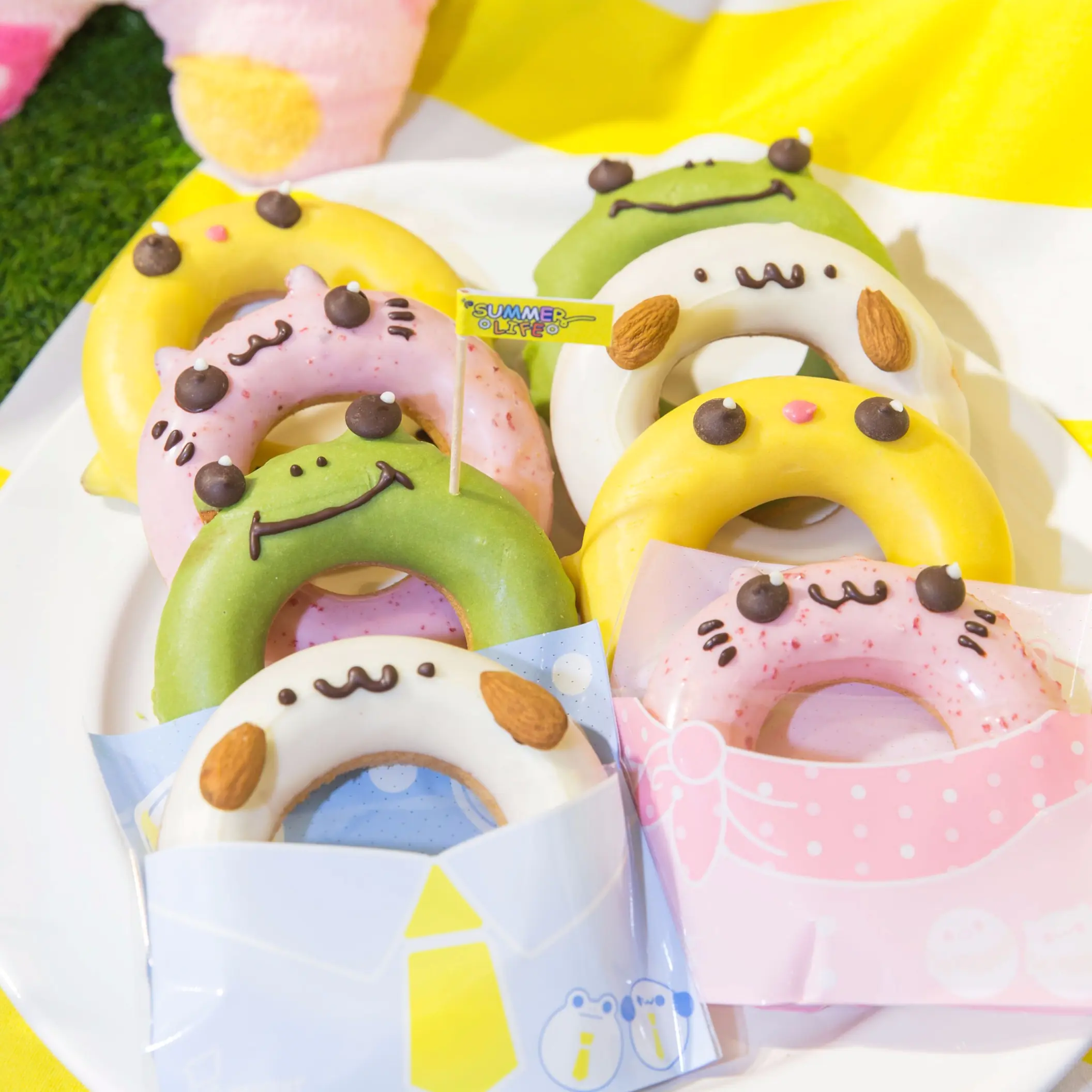 Mister Donut打造全新「藍莓系」超萌動物造型甜甜圈、宇宙人聯名商品，搶攻暑假商機！