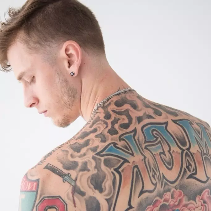 Machine Gun Kelly 成為 Reebok Classic 最新全球代言人