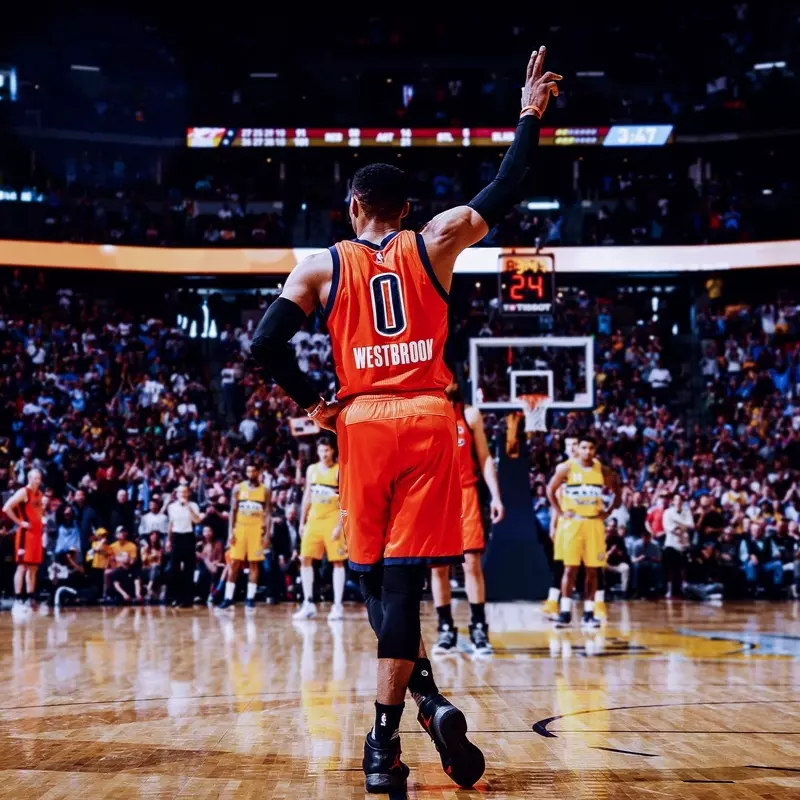 「感謝同伴們一整季的付出」！忍者龜 Westbrook 勇奪 MVP，得獎感言真情流露
