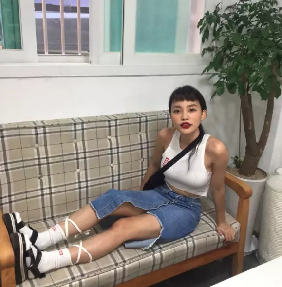 你怎能不知道這號人物？韓國新銳設計師「YEJI」0包袱Ｘ神穿搭！