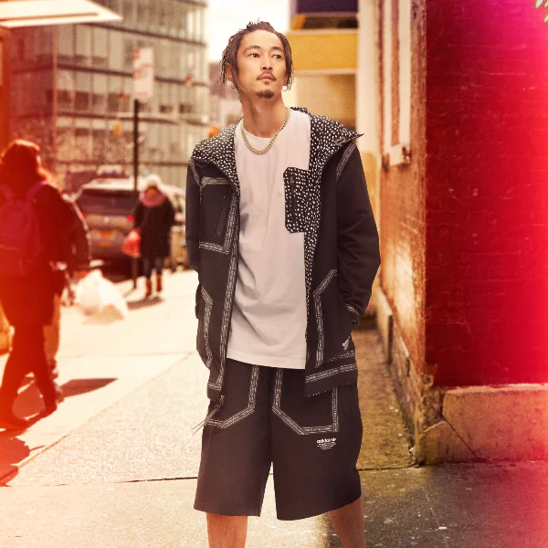 你以為 NMD 只是一雙鞋？神級潮人「漥塚洋介」穿上全新 NMD Collection，開啟當代新潮流