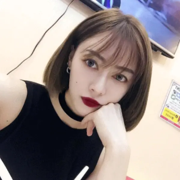 【潮妹悄悄畫】「辣度在火，基底要有」！暗黑系辣潮妹「阮禾茜赤裸 2 招顏面攻略」大公開！