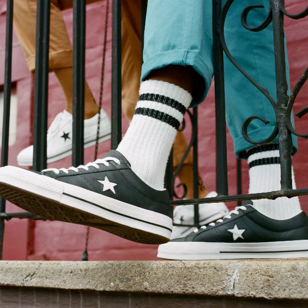 Converse 發表 One Star Perf Leather，延續 One Star 經典鞋型，並結合消光皮革及透氣孔。