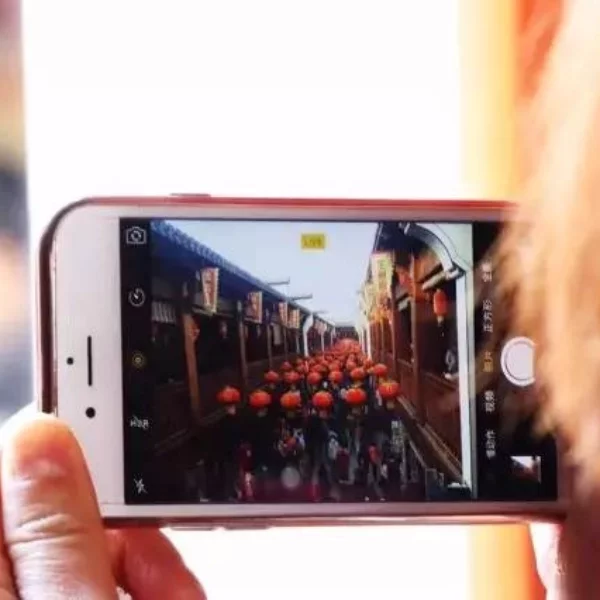 7個iPhone拍照小技巧 不需用app拍出分身