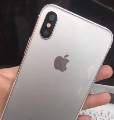全新 iPhone 8 銀色版諜照流出