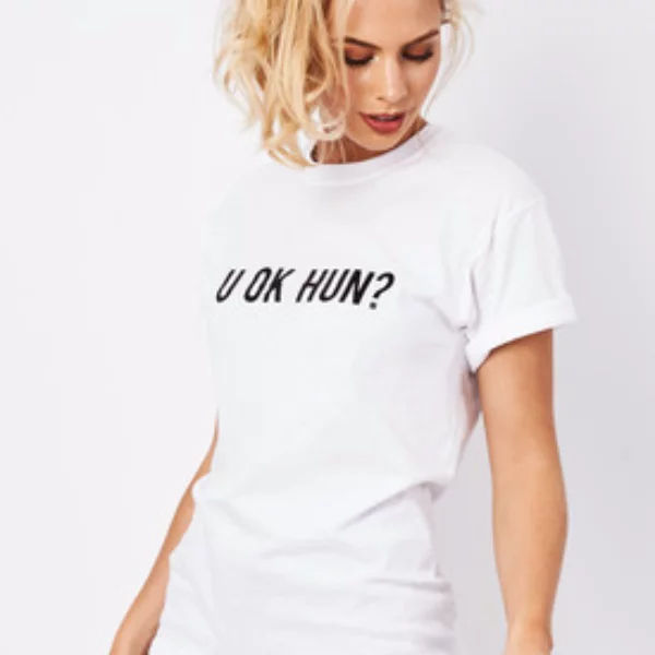 賤嘴有時：這件「 U Ok Hun ？」 白 Tee ，竟然成為 Topshop 最新售罊單品