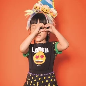 「眼冒愛心」、「哭著笑」 ，emoji 表情已經悄悄攻佔你的世界！