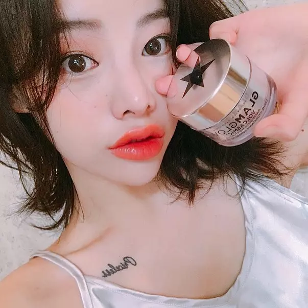 把敷面膜推進至另一種層次！GlamGlow 最新推出的 Bubblesheet，好玩又好用！