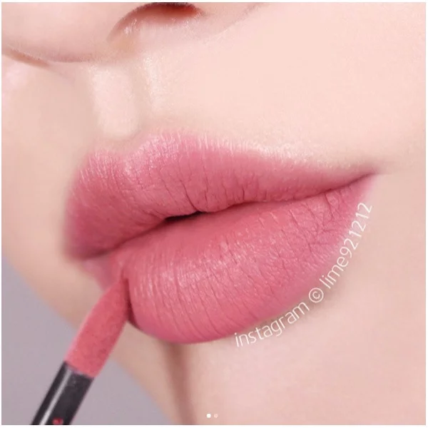 NARS 最新推出「 20 色史上特霧唇誘」！網友：喇機也不掉色吧...