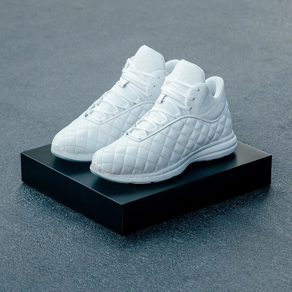 ASPORT 獨家引進 全球當紅奢華運動鞋精品 APL LUX