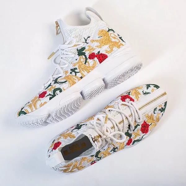 最具皇味的球鞋！KITH 與 Nike 聯名推出 KITH x LeBron 15「花卉」配色！
