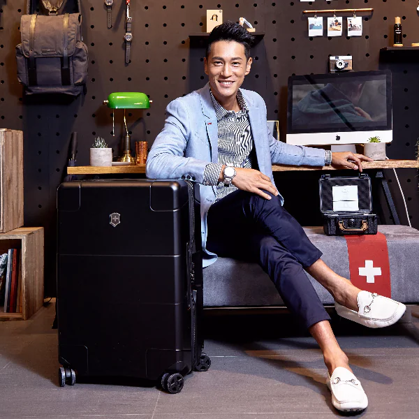 準爸爸鍾承翰分享好運 用 Victorinox 做好時刻準備 演員、旅人、父親三種角色 演繹秋冬新品